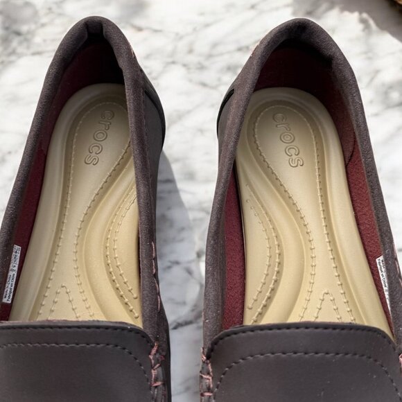 Crocs NWOB Marin ColorLite Loafers Women's Size 6.5 Mahogany Brown Slip On - Picture 4 of 11